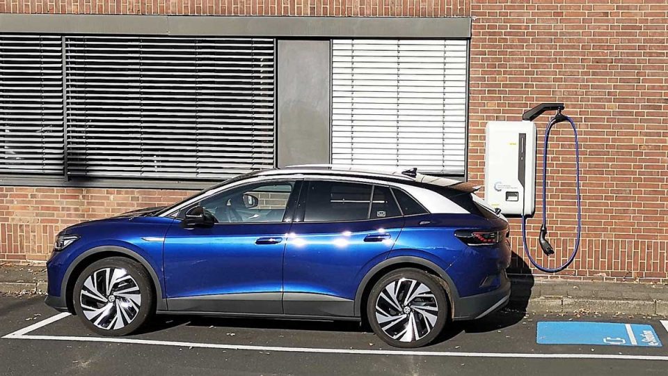 Avec cette nouvelle borne Volkswagen prépare larrivée de la charge