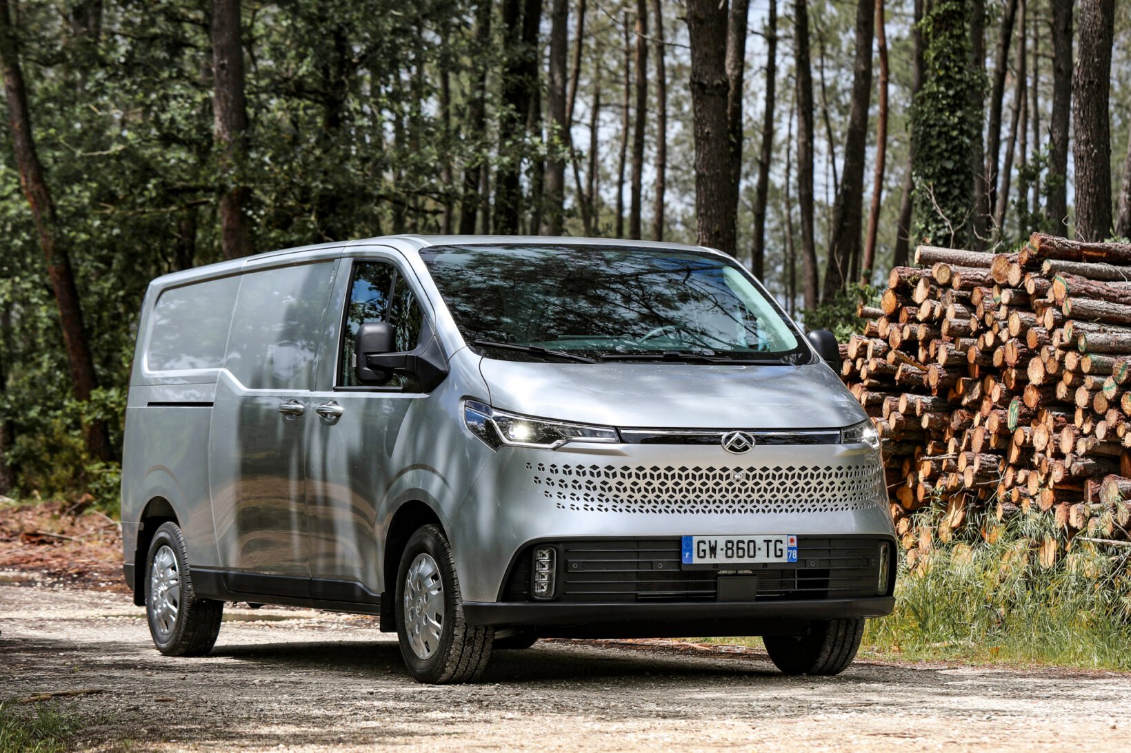 Maxus eDeliver7 : ESSAI du fourgon électrique intermédiaire