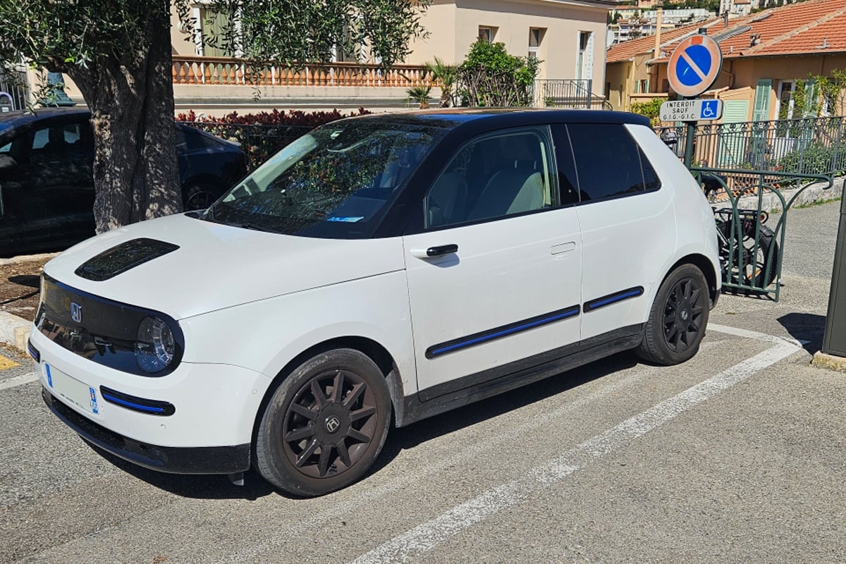 La Honda e de notre lecteur Platon