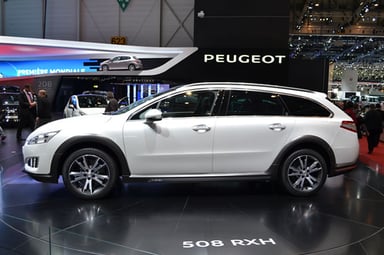 La Peugeot 508 RXH