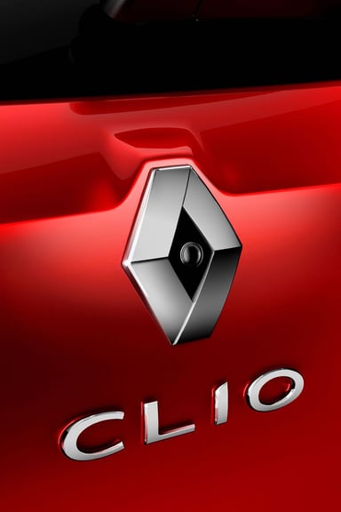 La nouvelle Clio doit porter très haut le logo de la marque au losange