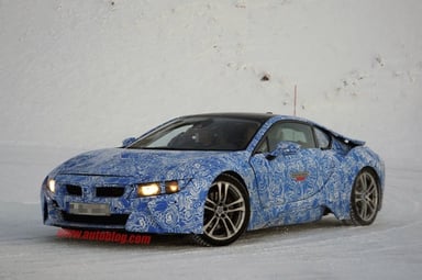 La BMW i8 de trois-quarts