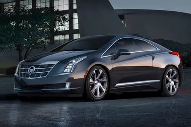 Profil droit de la Cadillac ELR 2014