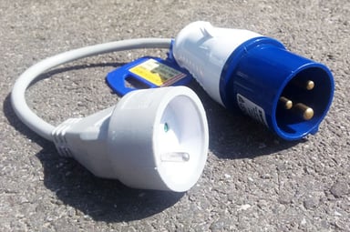 adaptateur-prise-camping