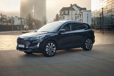 Ford Kuga hybride SUV compact avec motorisation hybride 2,5 litres 190 ch