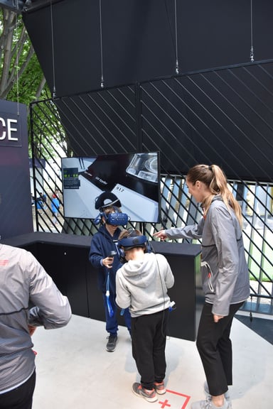 Les enfants découvrent la ville de demain en réalité virtuelle