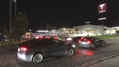 Queue Tesla Superchargeur