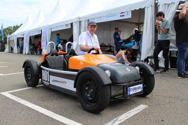 Christian van Oost et son roadster électrique CvO-H01