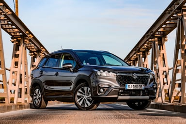 Suzuki S-Cross Hybrid
