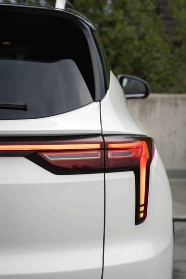 L'e-JS4 réalise le 0 à 100 km/h en 9.4 secondes