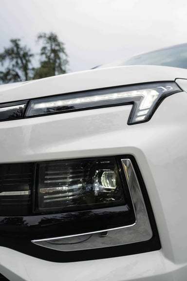 A vide, l'e-JS4 pèse 1765 kg