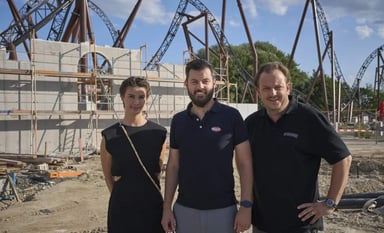 Miram Mack, Mate Rimac, Michal Mack devant Voltron Nevra