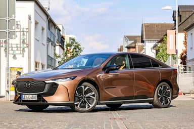 Mazda 6e Takumi Plus