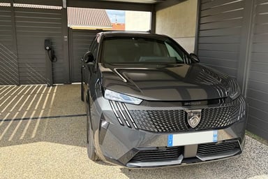 Le Peugeot e-3008 de Jean-Claude