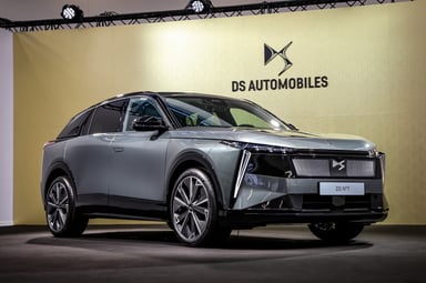 Le nouveau DS N°7 E-Tense