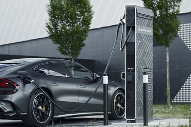 Alpitronic HP Dispenser borne de recharge 1000 kW connecteur CCS refroidi liquide