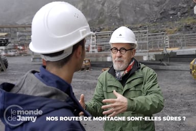 Jamy en pleine explication