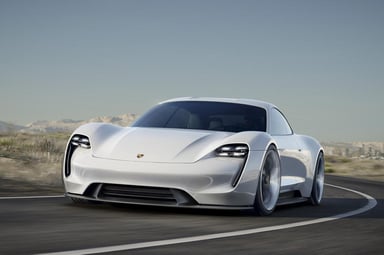 Porsche Mission E : un jour en production ?