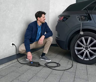 Comparatif des meilleurs chargeurs portables pour voiture électrique en 2025 - modèles nomades et mobiles pour recharge facile.