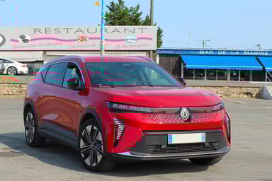 Le Renault Scenic E-Tech de Véro et Jean-Marie
