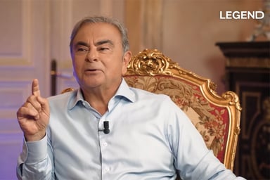 Carlos Ghosn interviewé par Guillaume Pley de la chaîne Legend