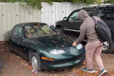 GM EV1 dans une casse aux Etats-Unis