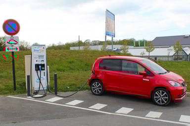 Seat Mii électrique en cours de recharge
