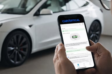 Consultation d’un rapport CarVertical pour vérifier l’historique d’une voiture d’occasion