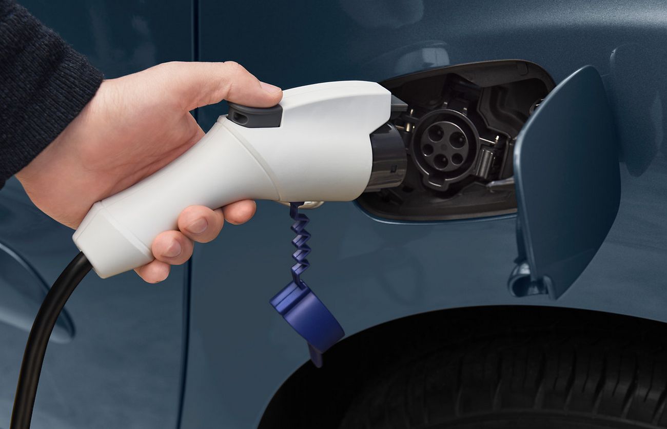 peugeot-partner-tepee-electric-0011