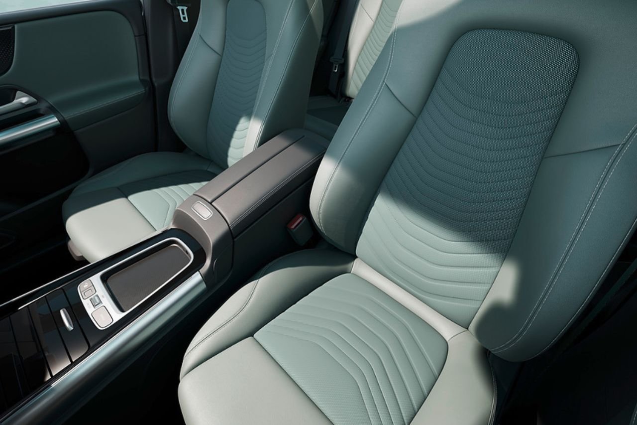 L'intérieur de la Mercedes Classe B 2022 Les sièges de la nouvelle Mercedes Classe B