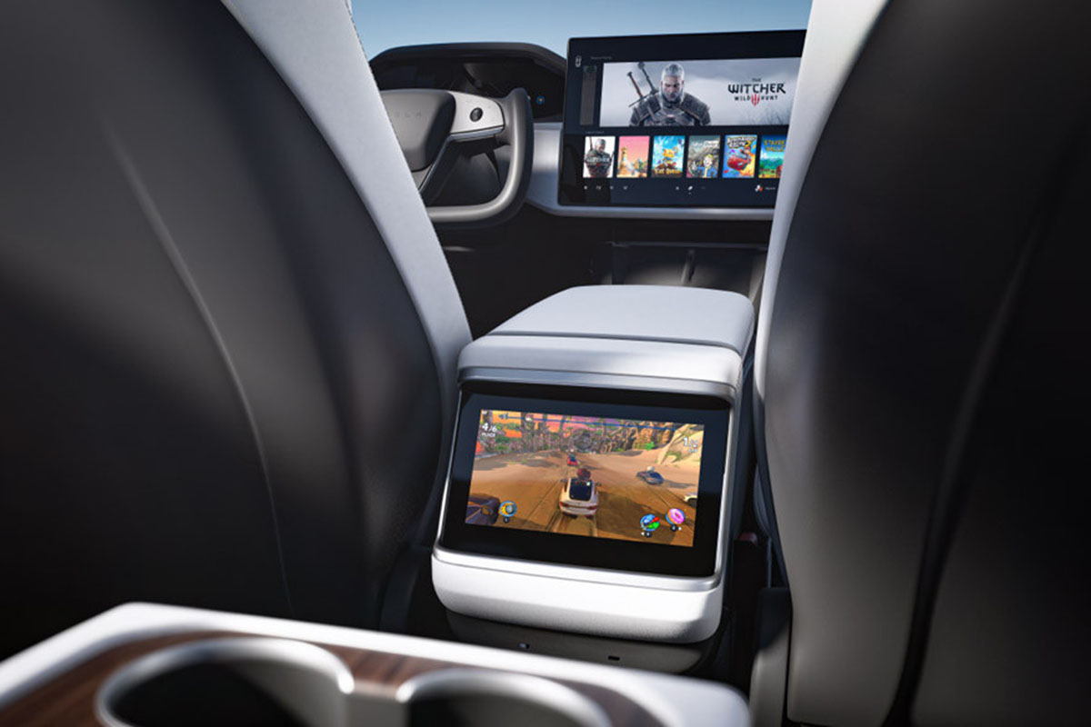 Tesla-Model-S-Audi-e-Tron-GT-06