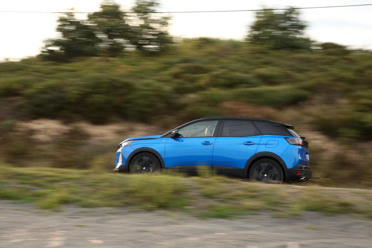 Essai-Peugeot-3008-Hybrid-225-hybride-rechargeable-09