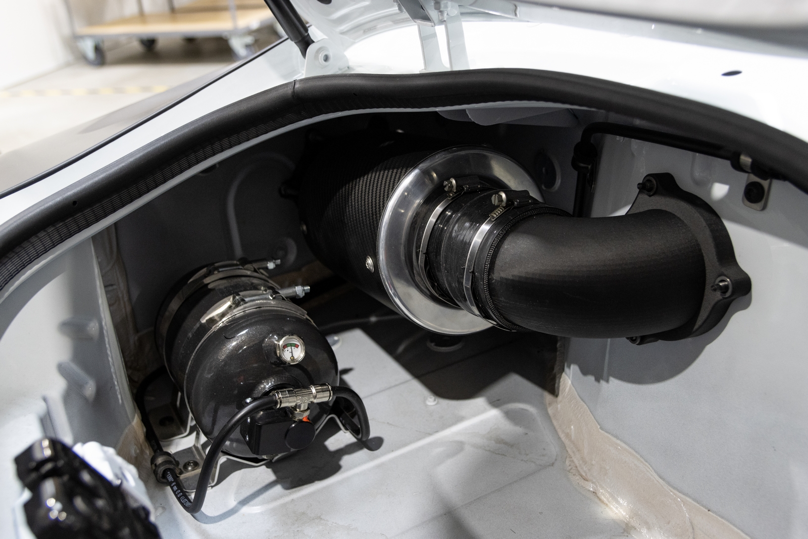 Extincteur automatique et circuit d'admission