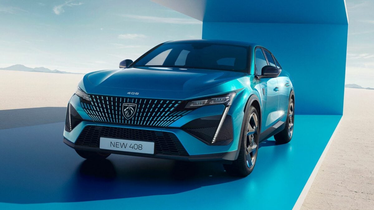 Les dimensions de la 408 hybride : 4687 mm de long sur 1859 mm de large et 1478 mm de haut