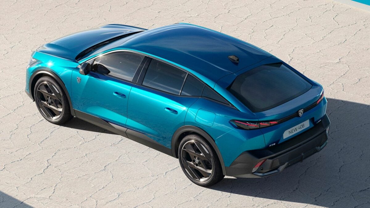 La nouvelle 408 berline est commercialisée à partir de 44 320€ en version plug-in hybride de 180 ch