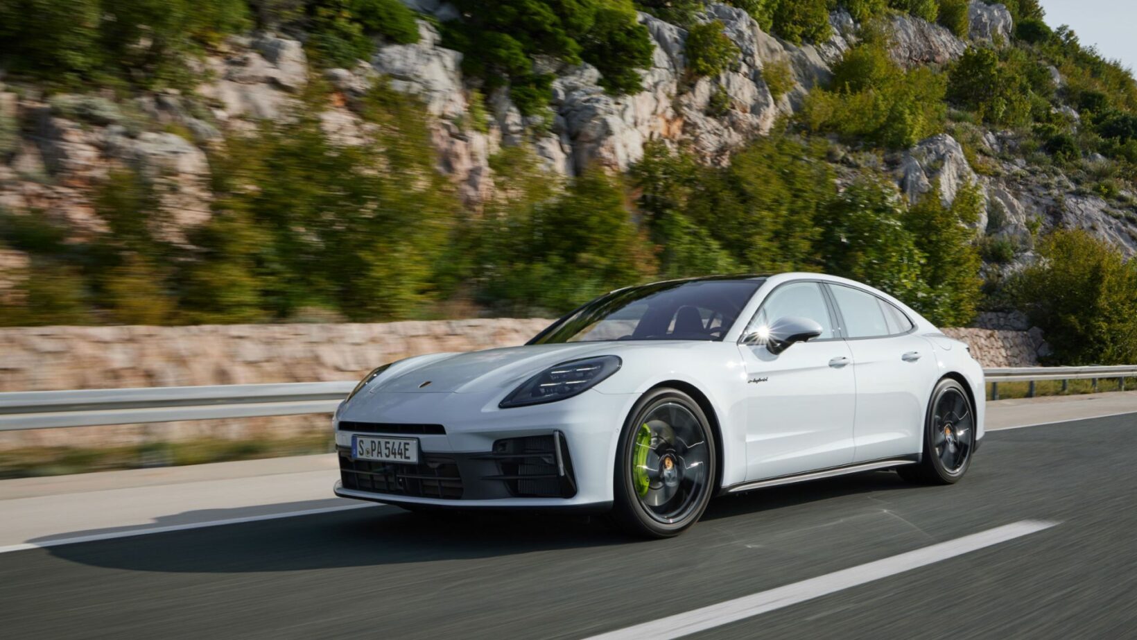 Porsche Panamera 4S e-Hybrid