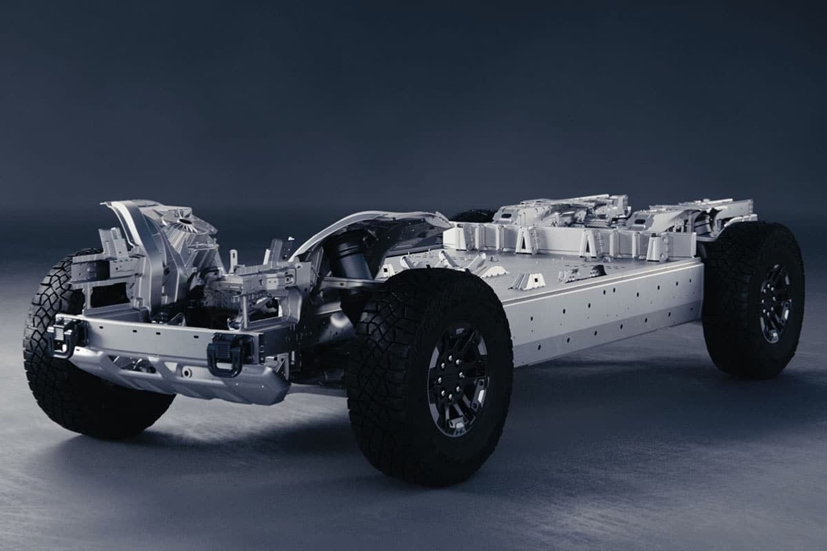 Driven by next-generation EV propulsion technology, the GMC HUMM