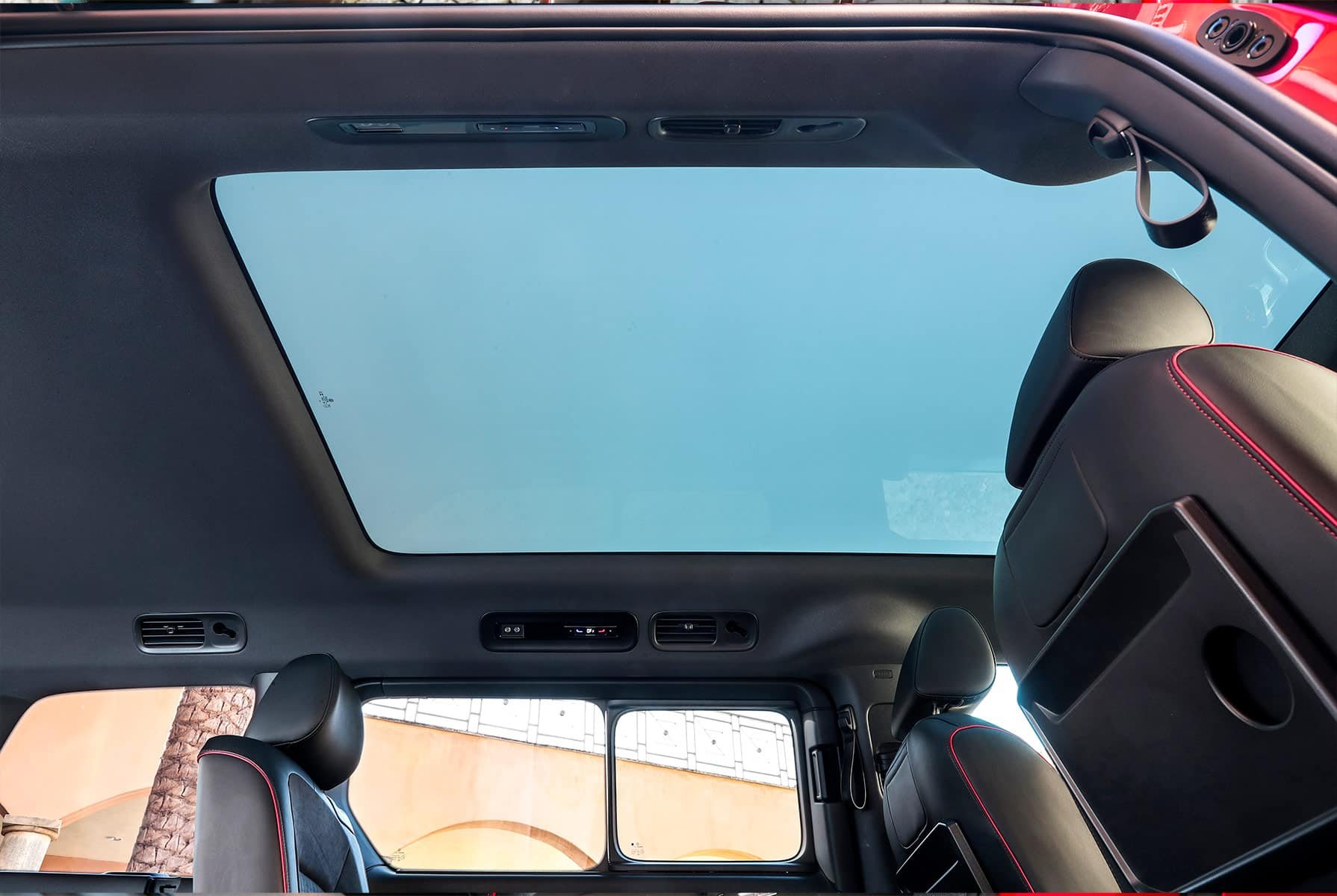 Le toit panoramique Smart Glass en mode opaque