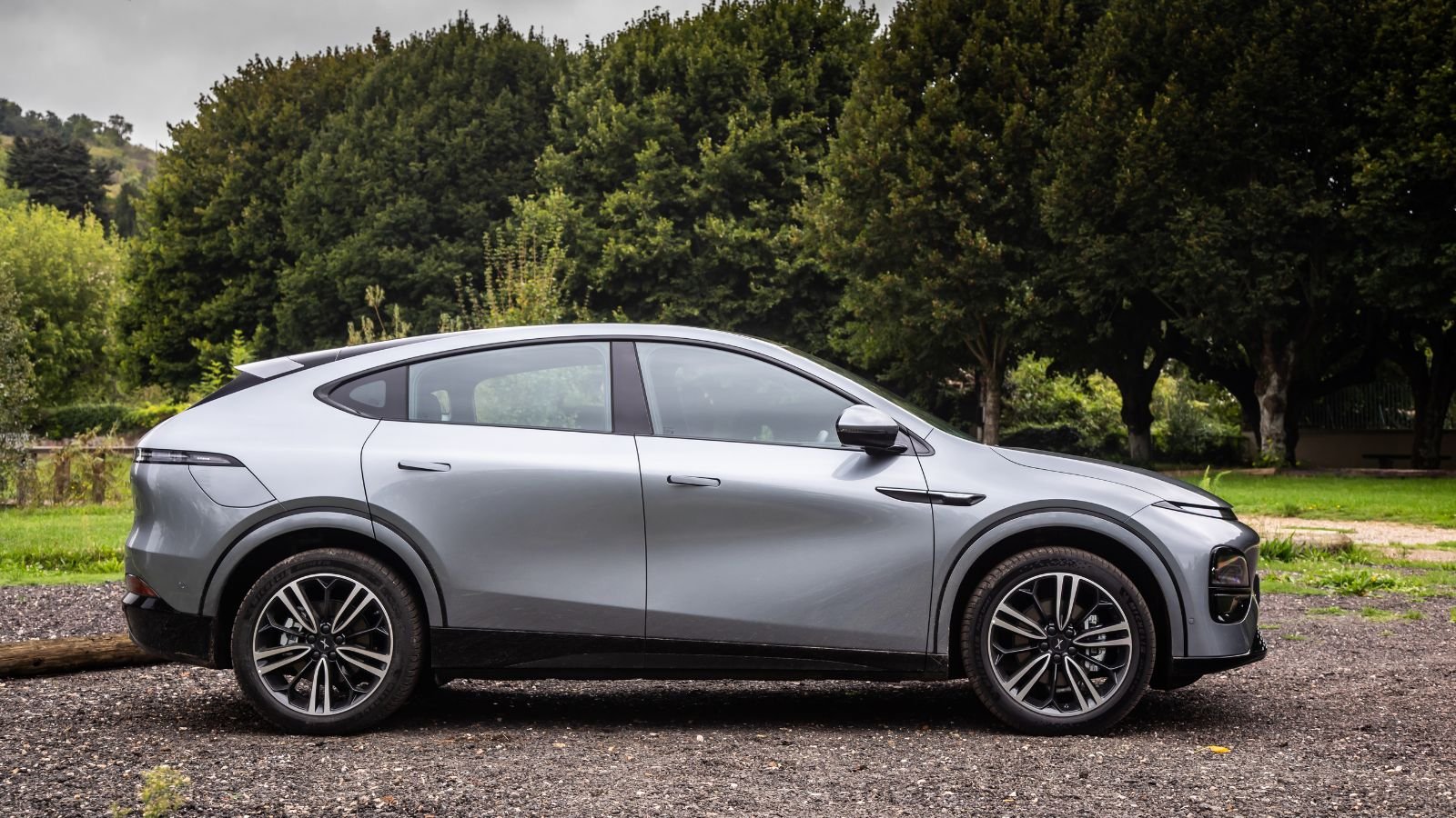 Xpeng-G6-electrique-2024-essai-15