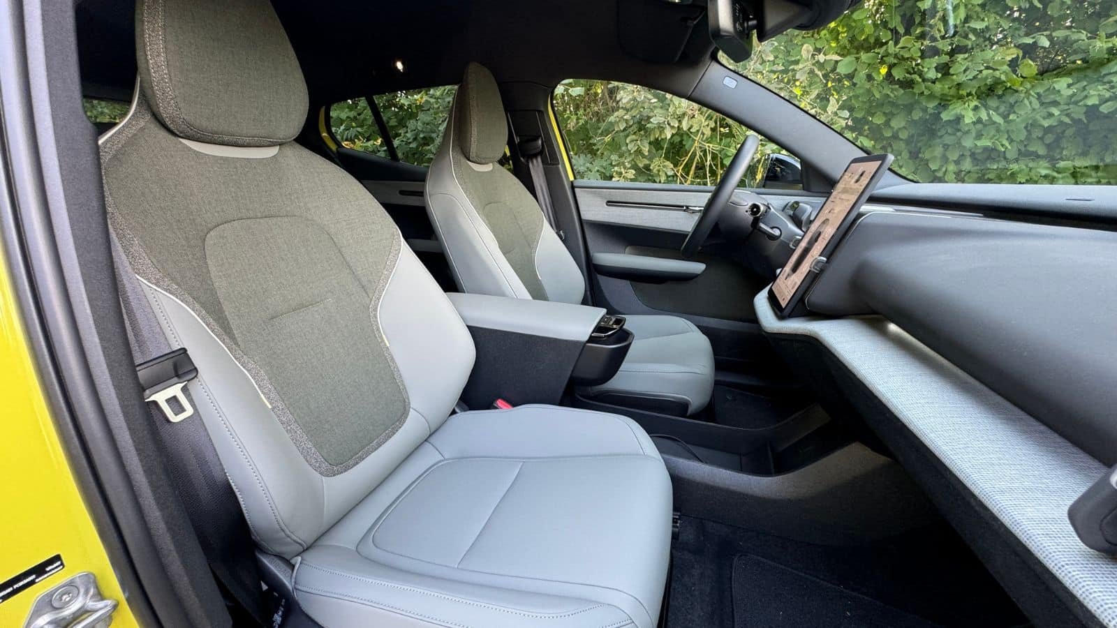 Essai-Volvo-EX30-2024-51-kWh-electrique-14