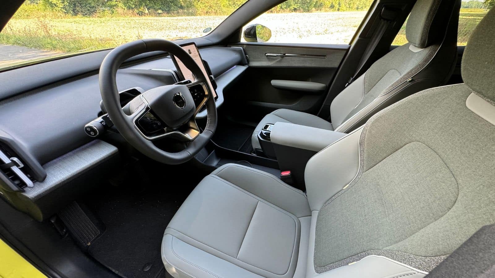 Essai-Volvo-EX30-2024-51-kWh-electrique-19