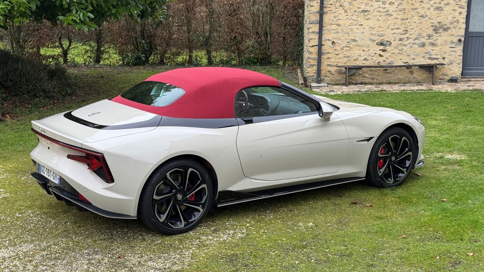 Essai-MG-Cyberster-2024-roadster-electrique-22