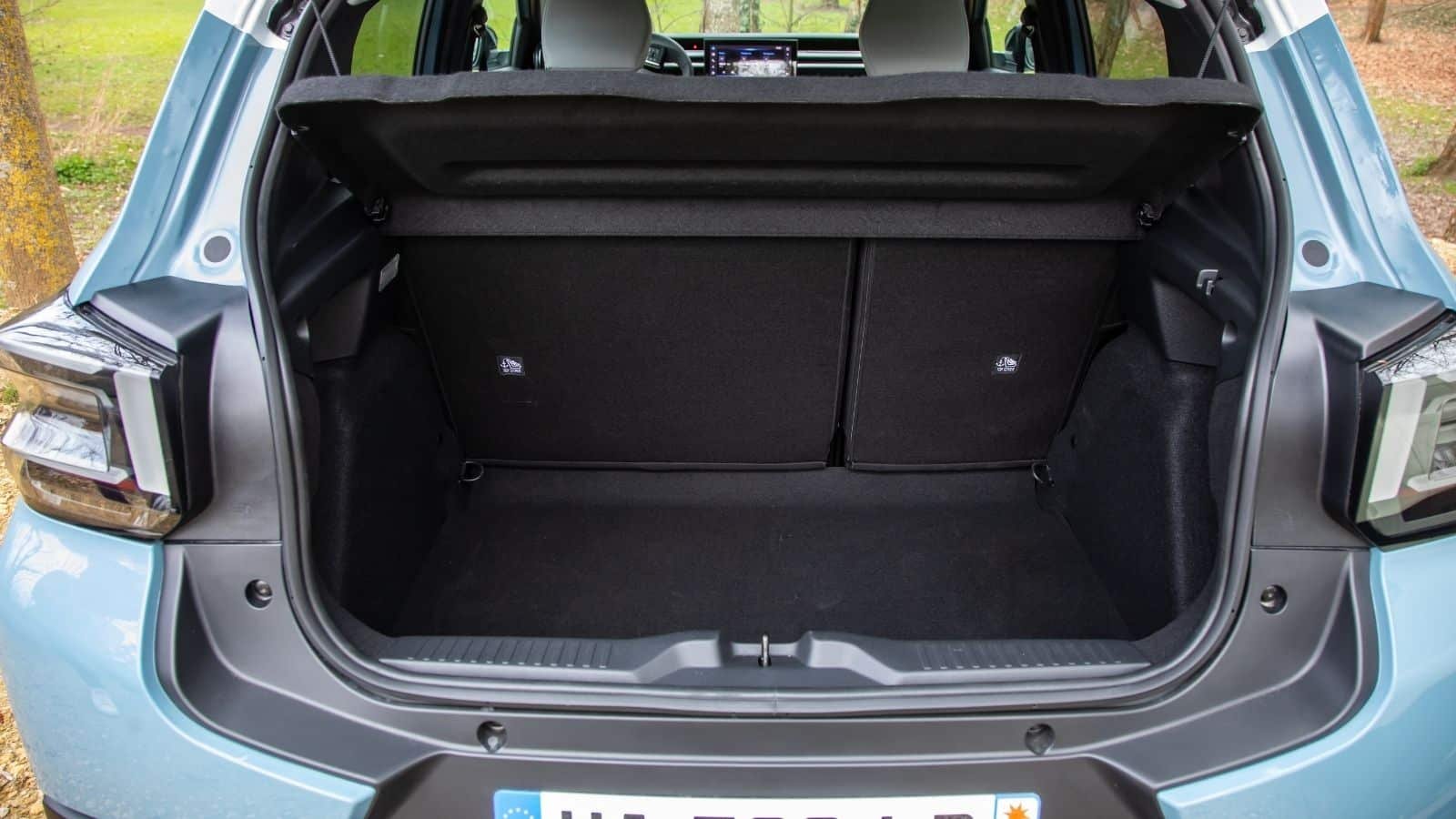 Citroen-eC3-2025-citadine-electrique-15