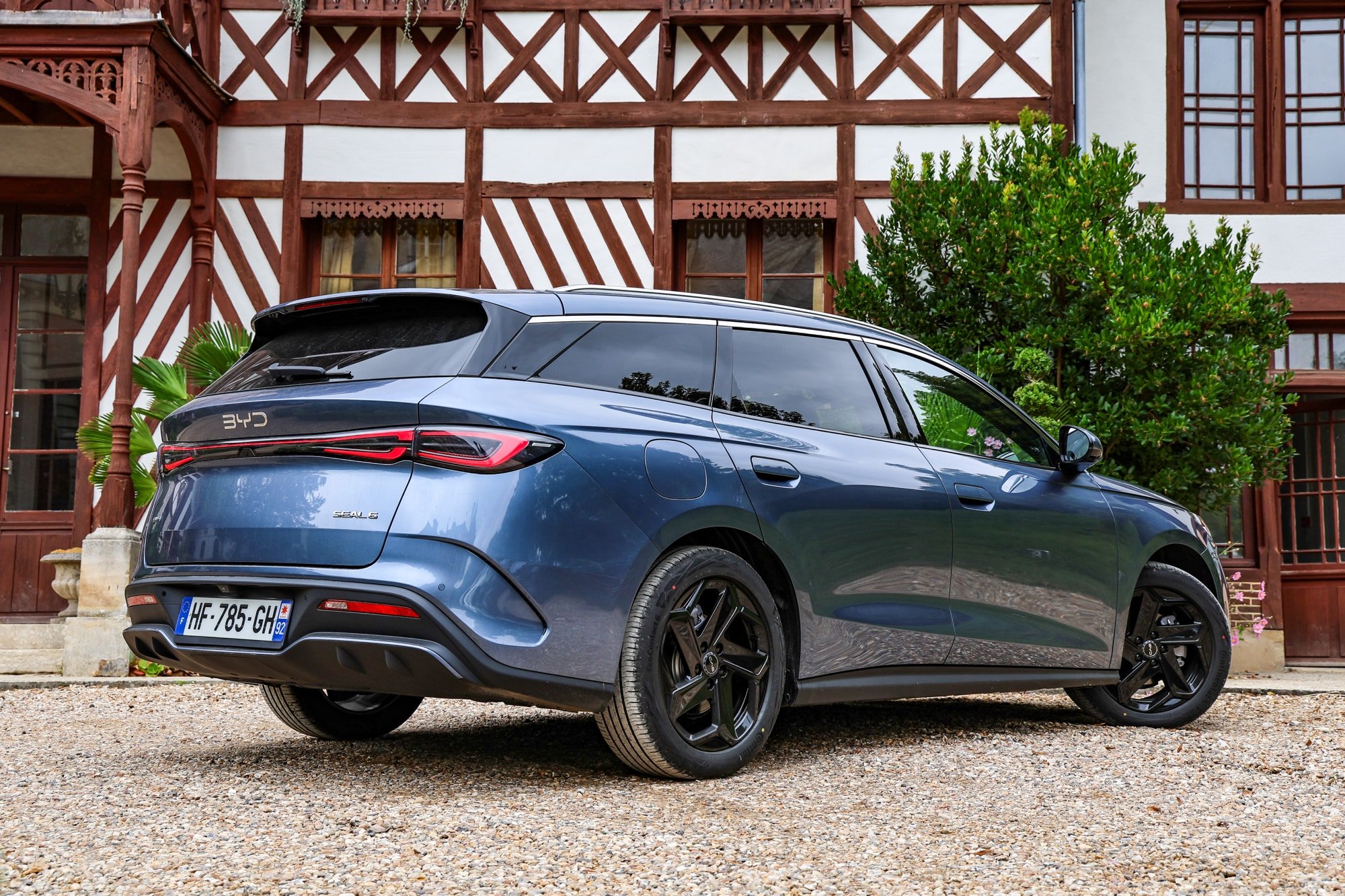 Design de la BYD Seal 6 DM-i Touring