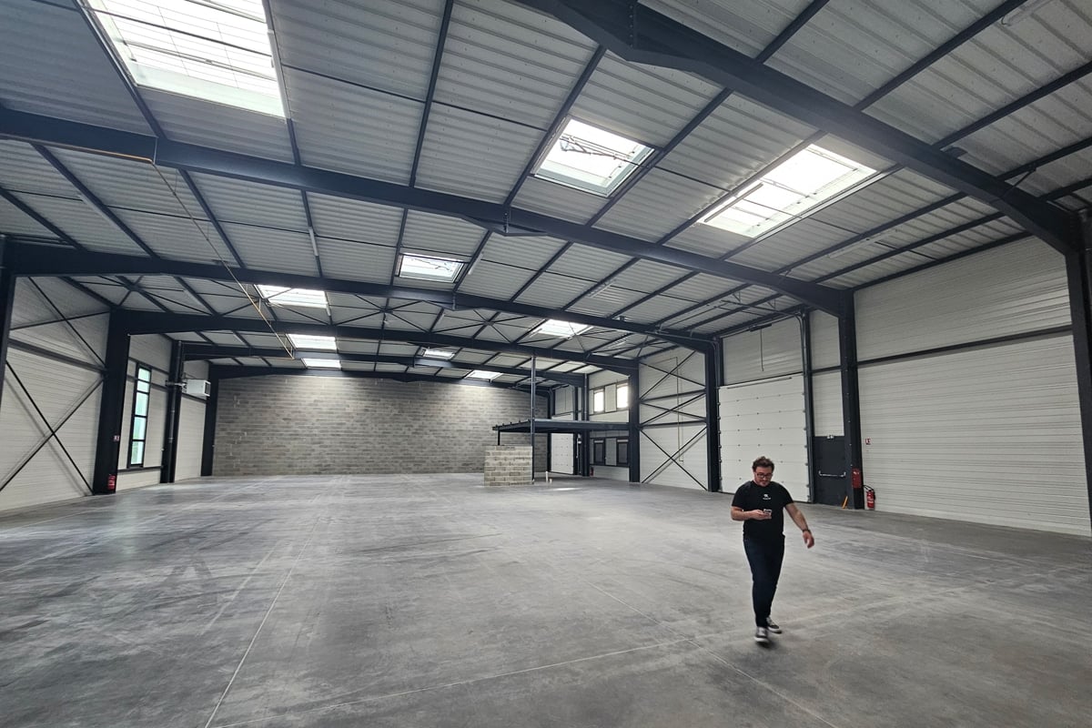 Le bâtiment du futur garage Revolte de Lyon