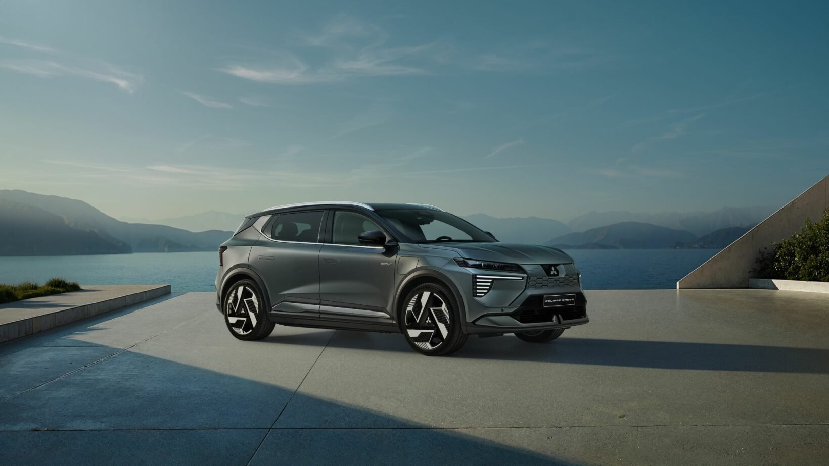 Mitsubishi Eclipse Cross électrique affichant une autonomie WLTP mixte de 622 km avec batterie de 87 kWh