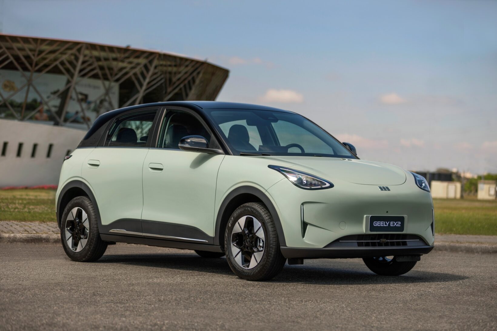Geely EX2