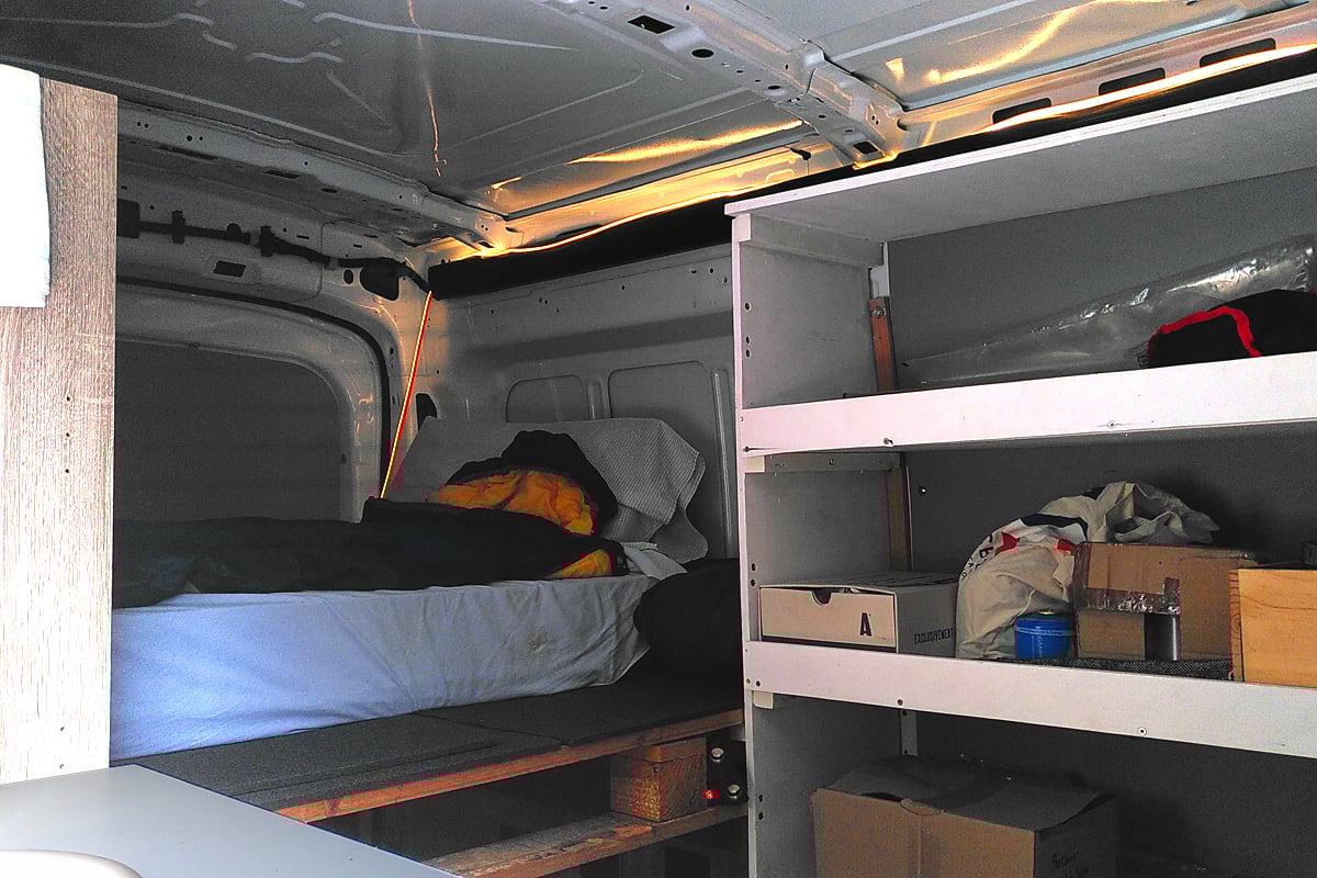 Ancien aménagement du Ford E-Transit d'Antoine