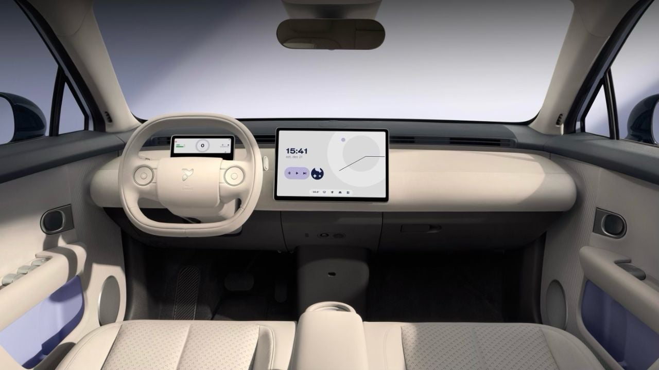 Nio-Firefly-2026-essai-4 La Firefly propose un intérieur sobre, voire dépouillé, ce qui favorise le sentiment d’espace. © Firefly