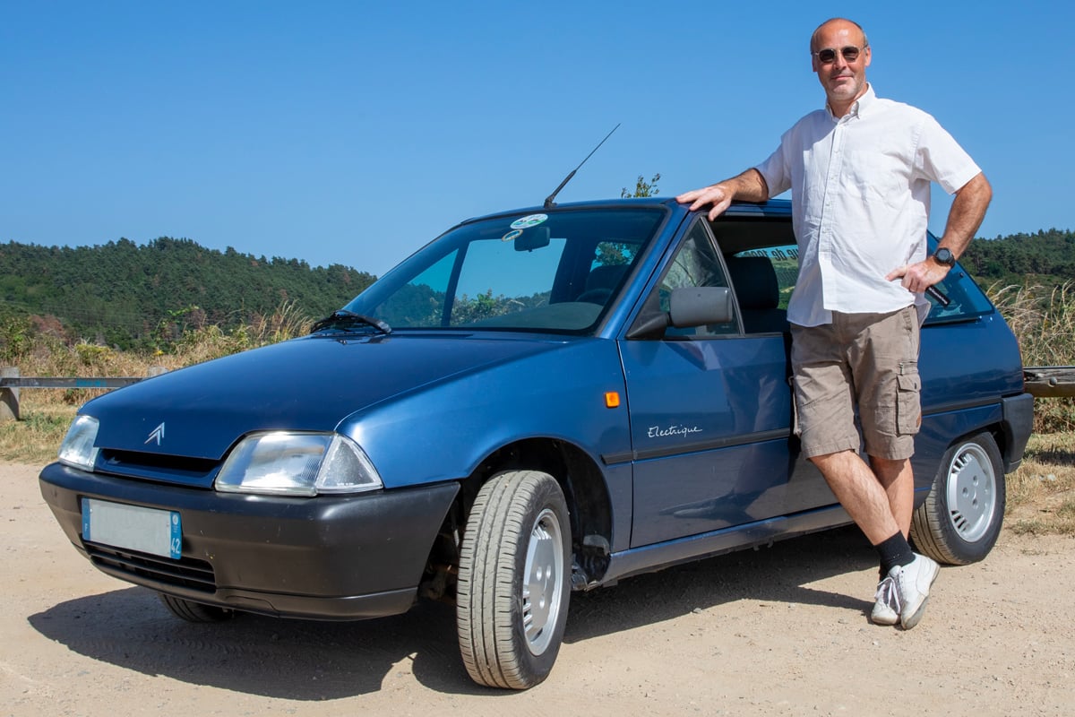 Hervé et sa Citroën AX électrique